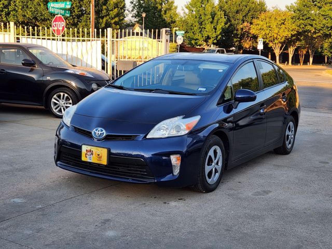 2012 Toyota Prius - Image 7