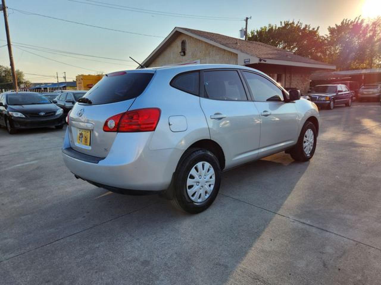 2009 Nissan Rogue S - Фото 5