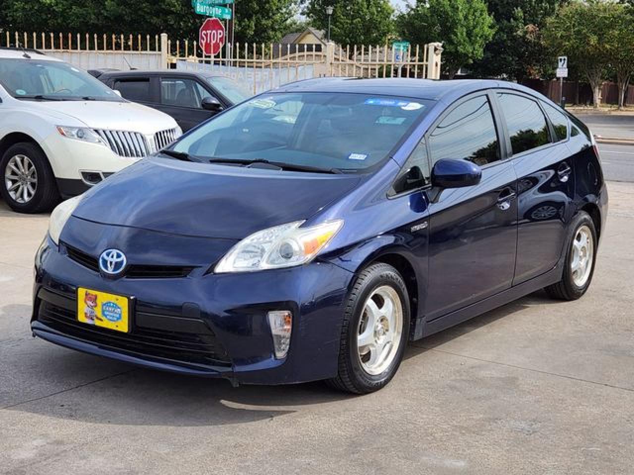 2014 Toyota Prius - Image 6