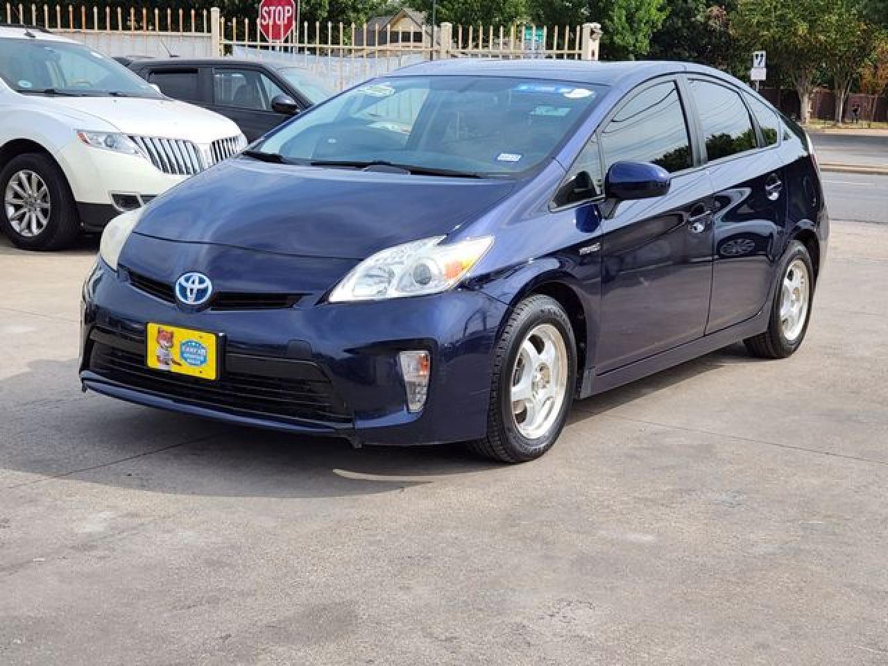 2014 Toyota Prius - Image 7