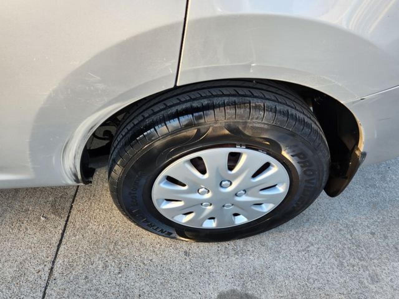 2009 Nissan Rogue S - Фото 3