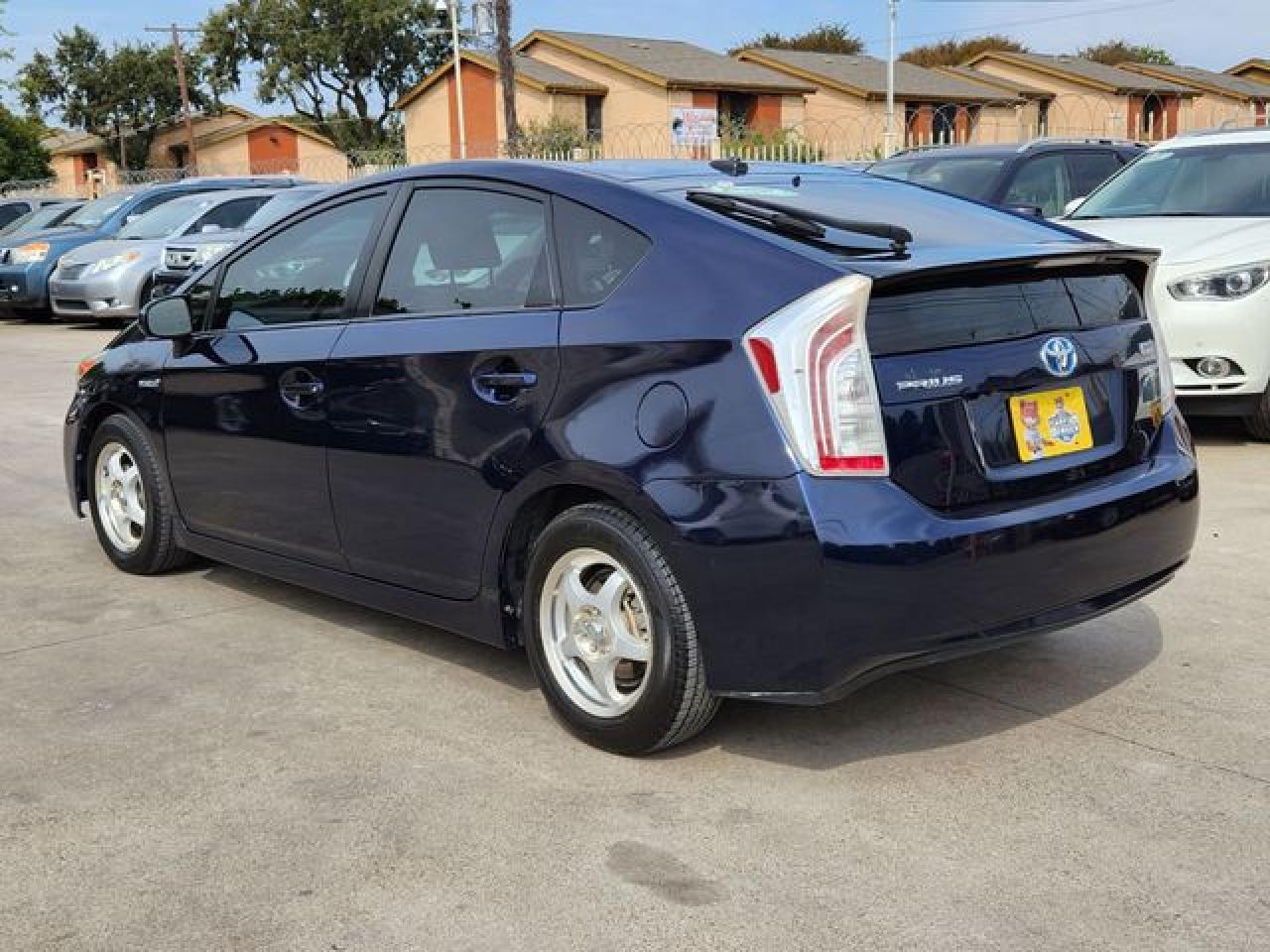 2014 Toyota Prius - Image 3