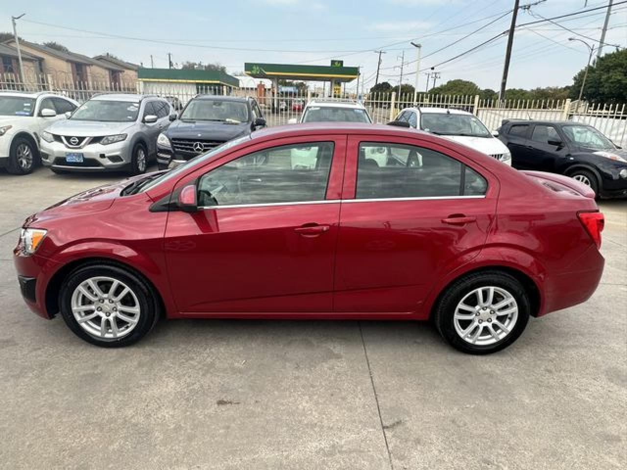 2016 Chevrolet Sonic Lt - Фото 7