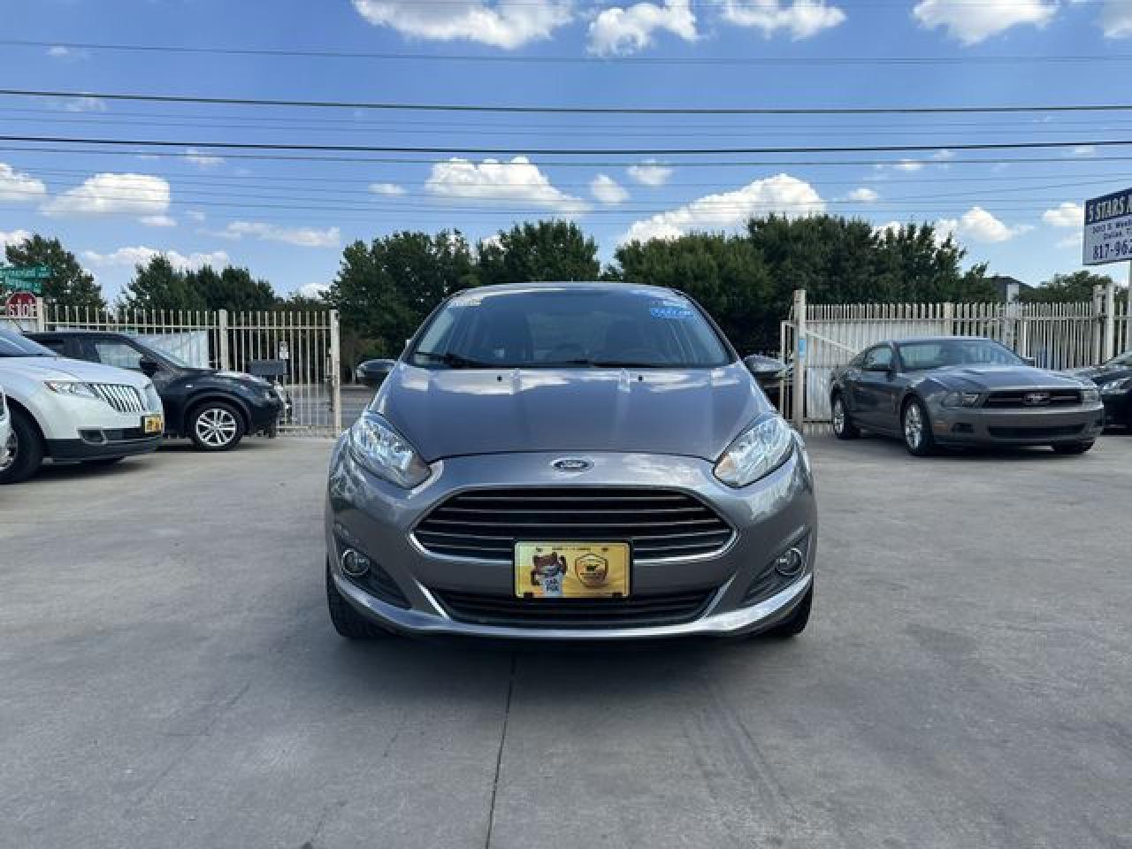 2014 Ford Fiesta Se - Фото 4