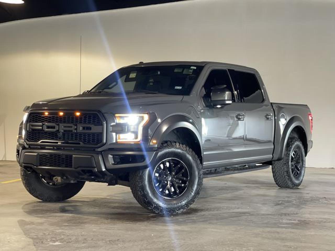 2018 Ford F150 Raptor - Фото 5