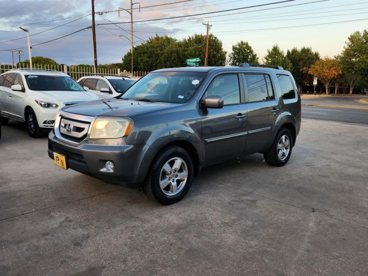 2011 Honda Pilot Exln - Image 2