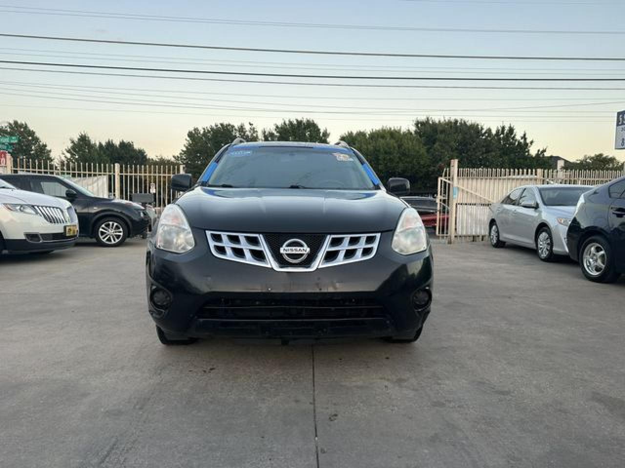 2011 Nissan Rogue S - Image 3