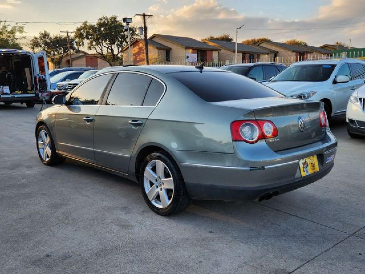 2007 Volkswagen Passat 2.0T - Фото 5