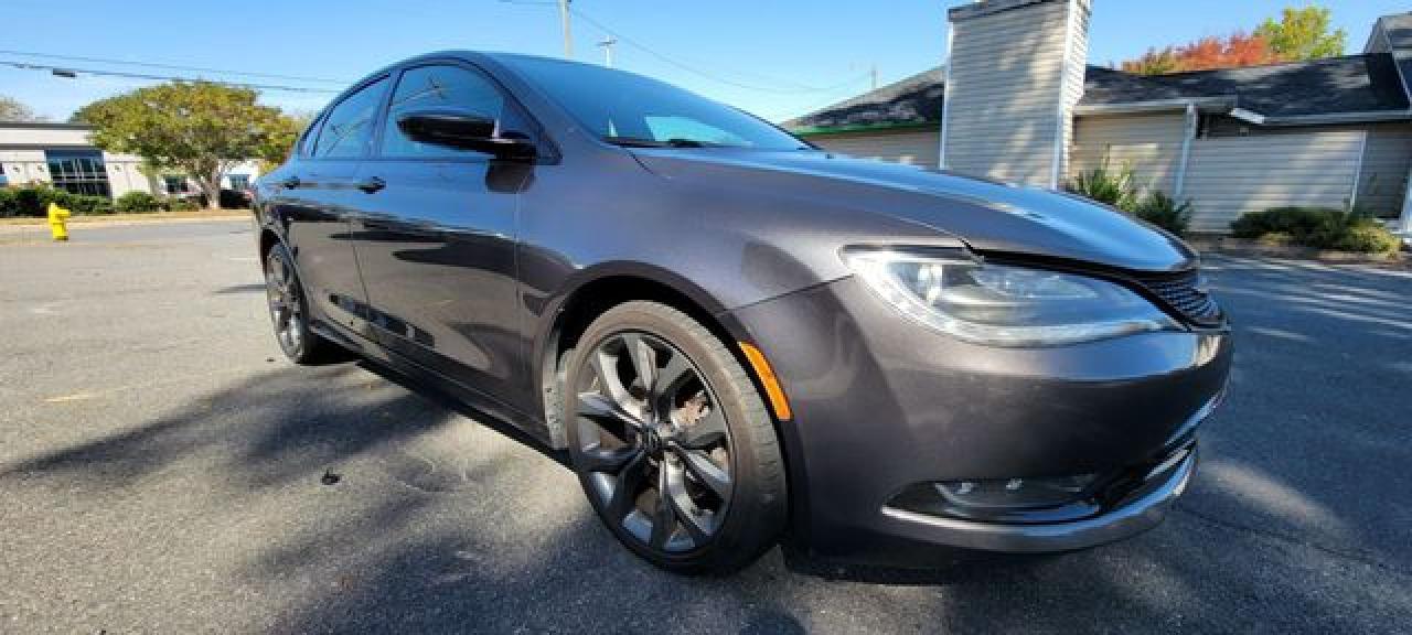 2015 Chrysler 200 S - Image 4
