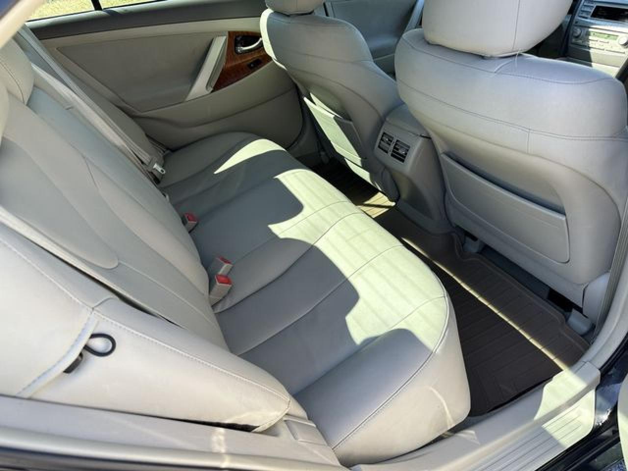 2010 Toyota Camry Base - Image 6