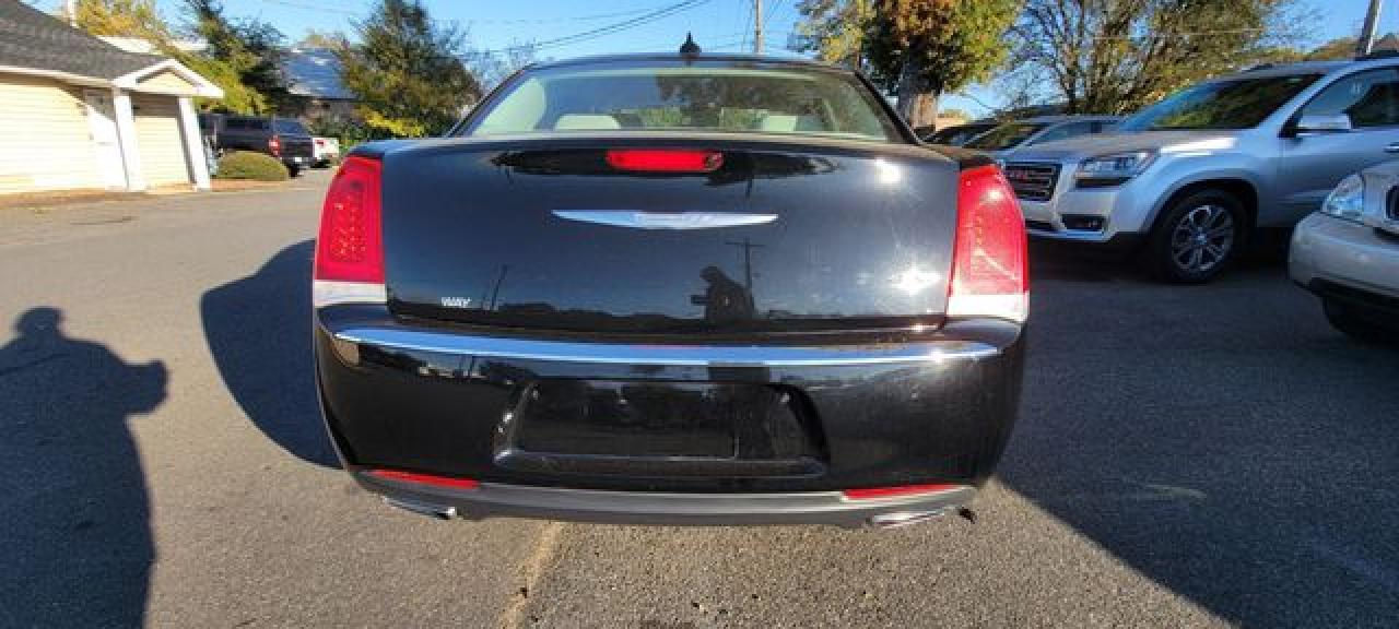 2015 Chrysler 300 Limited - Фото 7