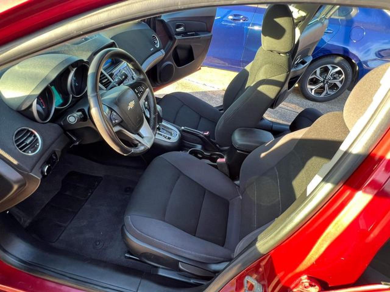 2012 Chevrolet Cruze Lt - Image 7