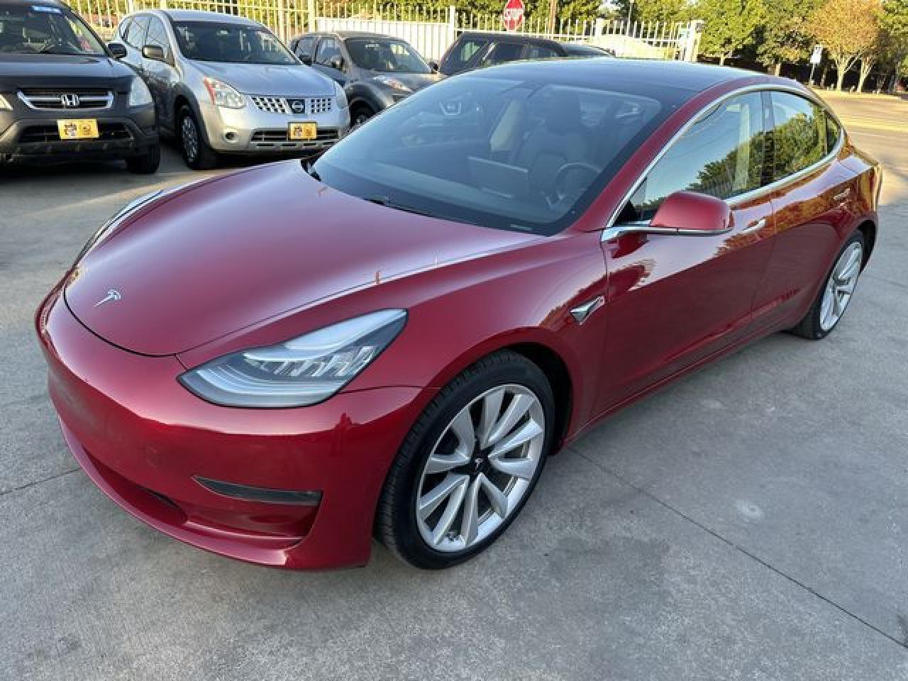 2018 Tesla Model 3 - Фото 5