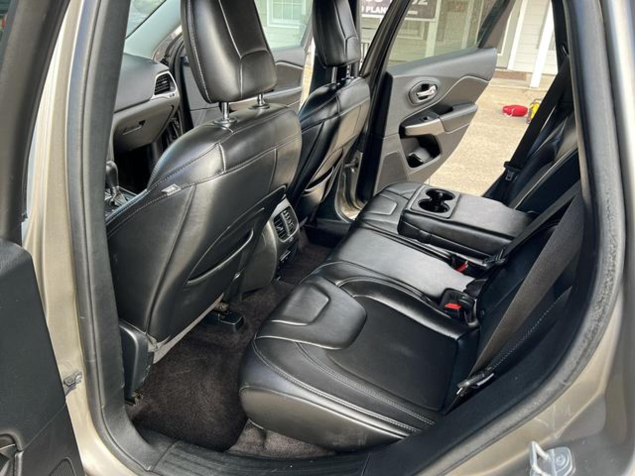 2019 Jeep Cherokee Latitude Plus - Фото 7