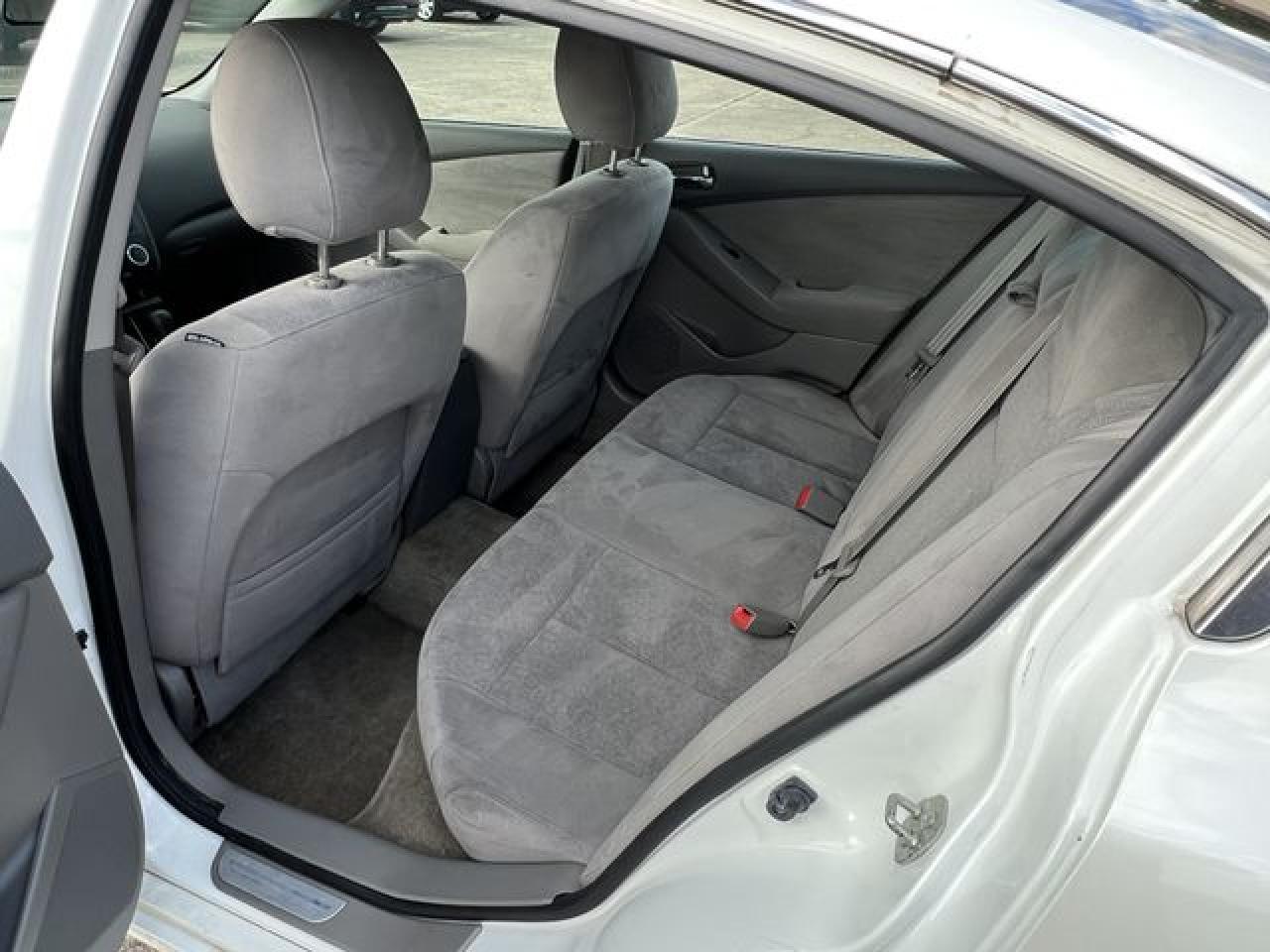 2012 Nissan Altima Base - Фото 7