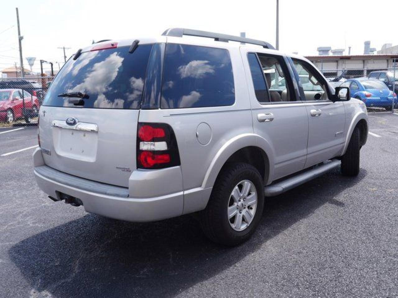 2007 Ford Explorer Xlt - Фото 5