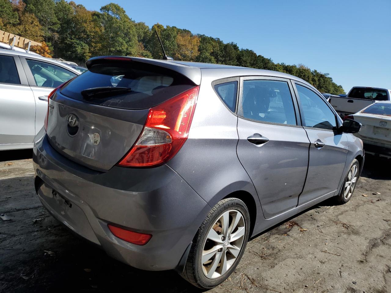 2014 Hyundai Accent Gls - Фото 4