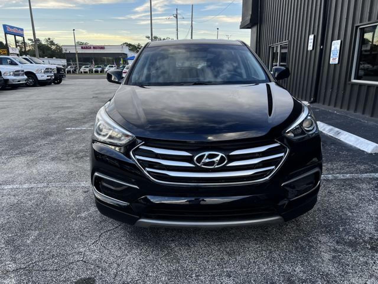 2017 Hyundai Santa Fe Sport - Image 4