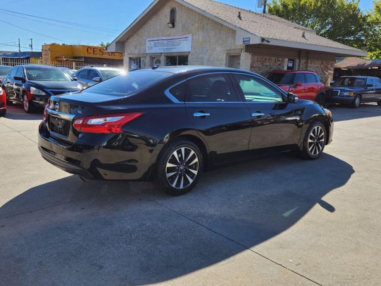 2016 Nissan Altima 2.5 - Фото 7