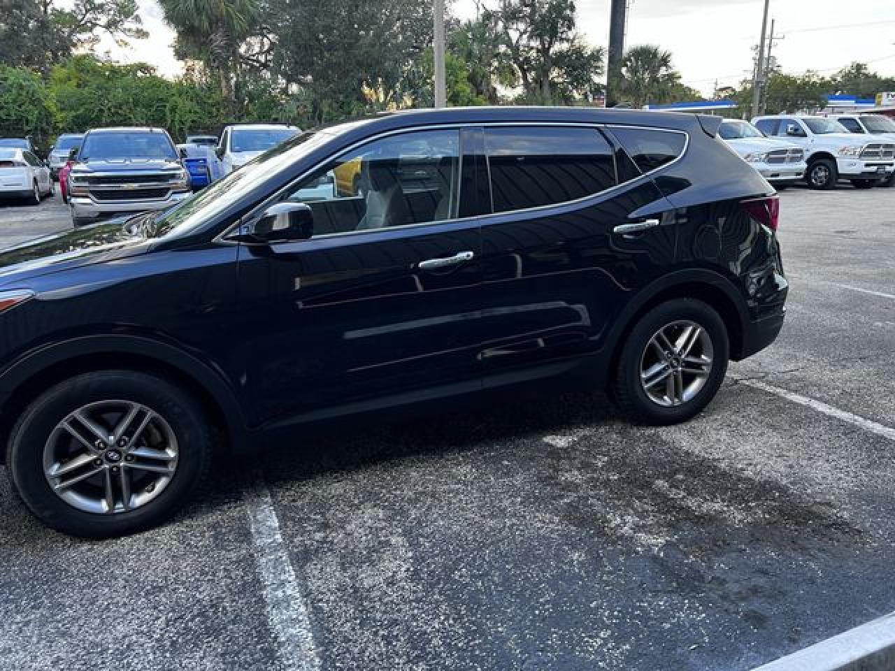 2017 Hyundai Santa Fe Sport - Image 7