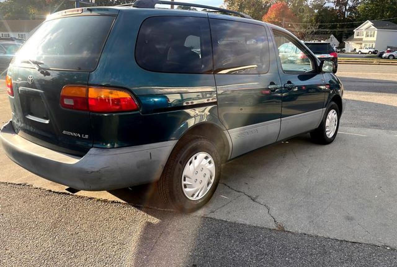 1998 Toyota Sienna Le - Фото 4