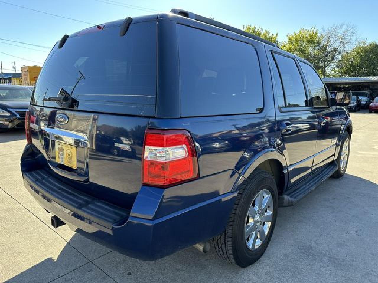 2008 Ford Expedition Xlt - Фото 2