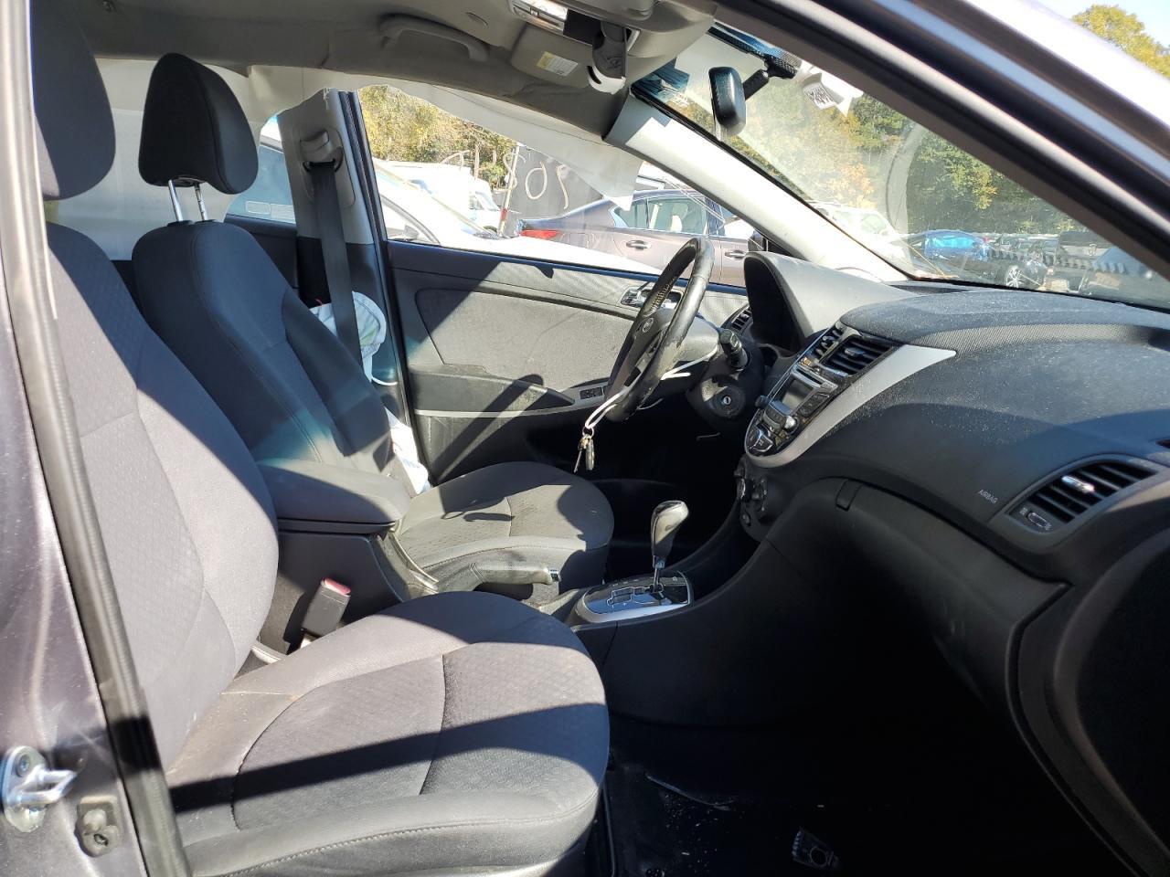 2014 Hyundai Accent Gls - Фото 5