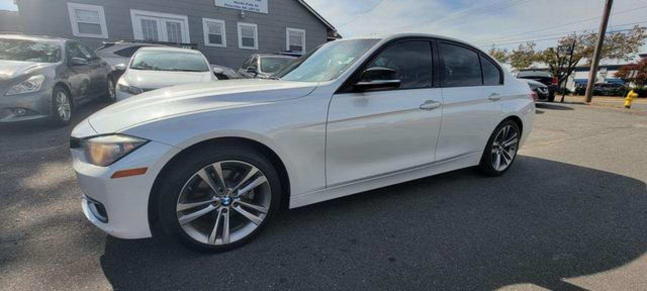 2015 BMW 328 I - Фото 2