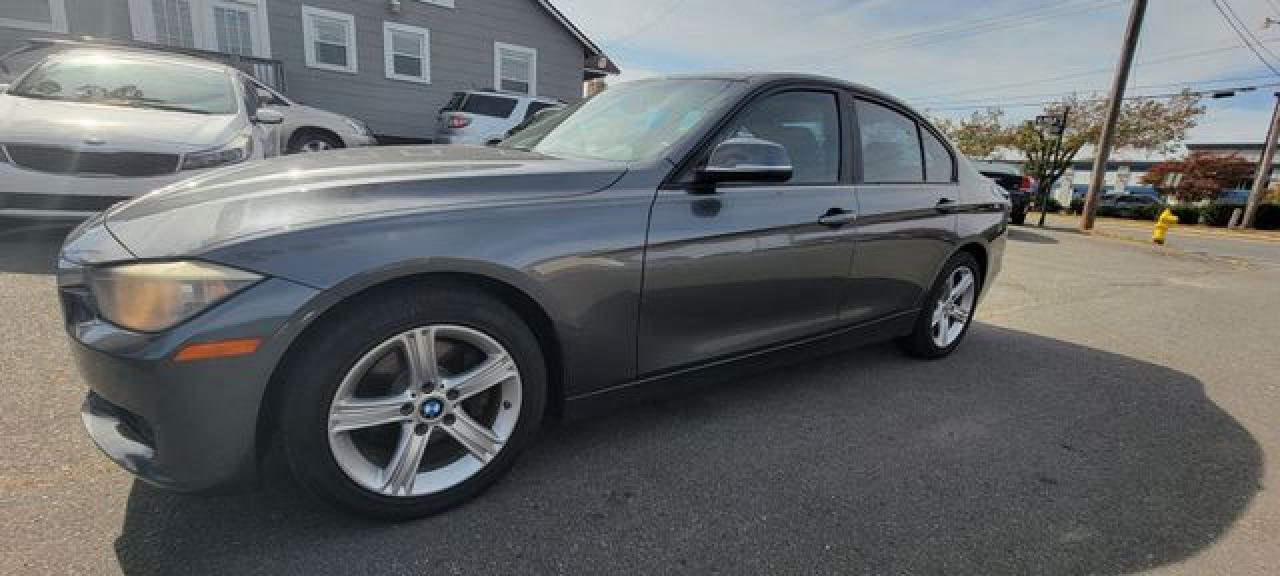 2012 BMW 328 I - Фото 2