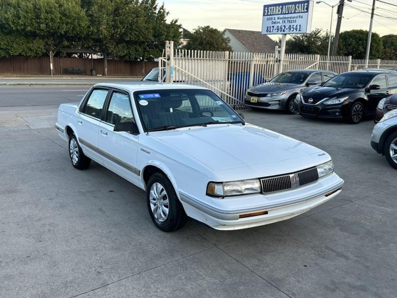 1994 Oldsmobile Cutlass Ciera S - Image 2