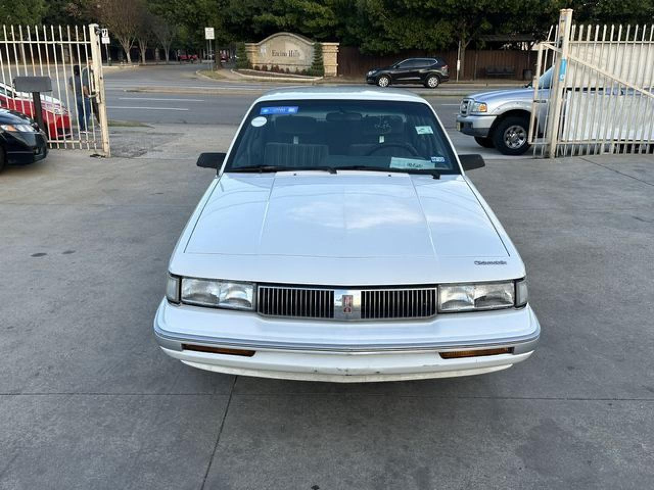 1994 Oldsmobile Cutlass Ciera S - Image 3