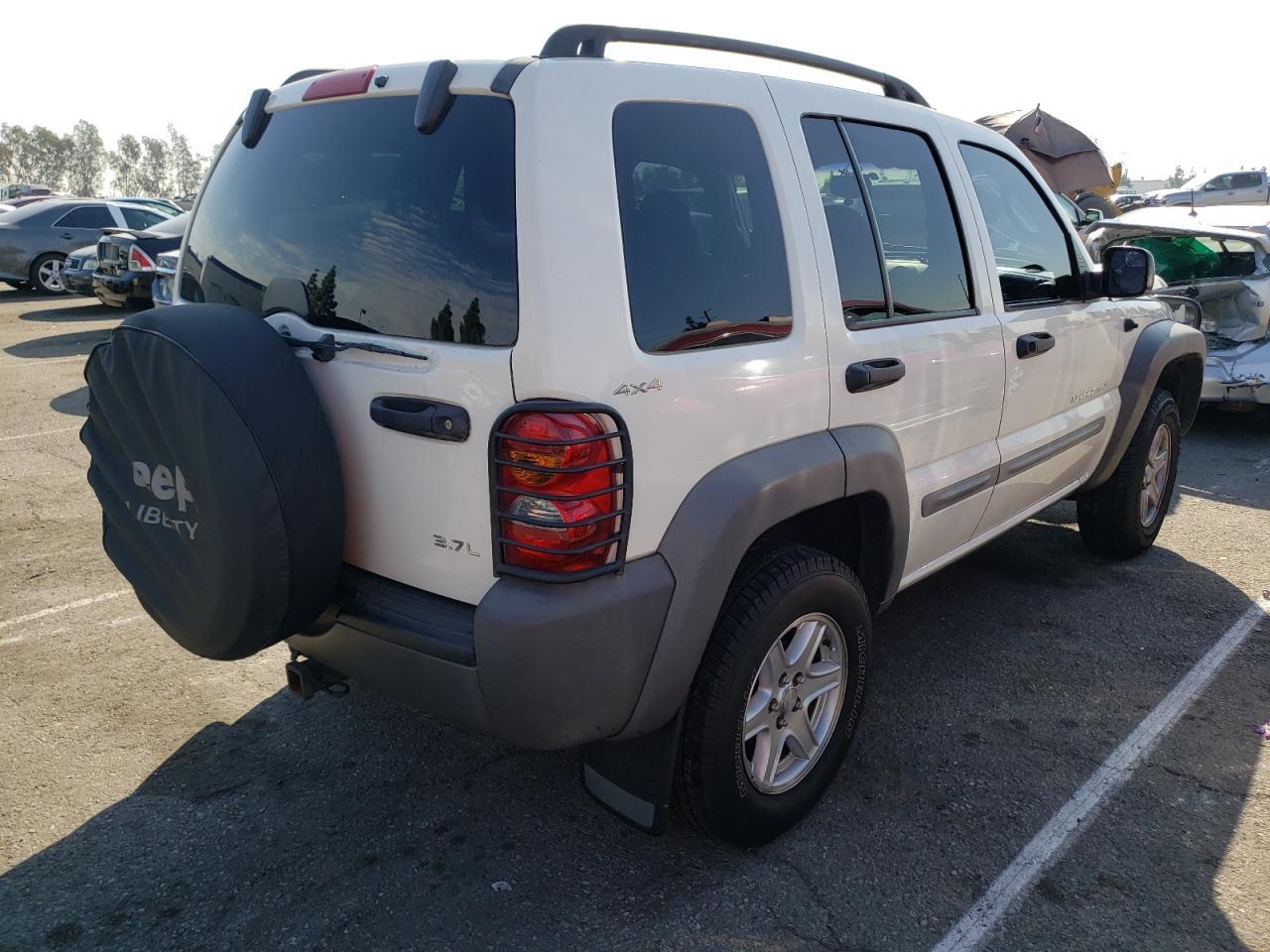 2002 Jeep Liberty Sport - Фото 4