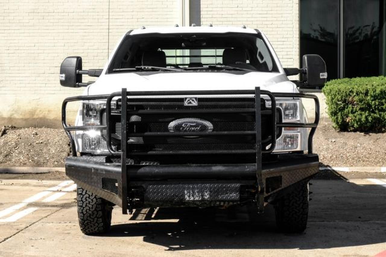 2020 Ford F350 Super Duty - Фото 3