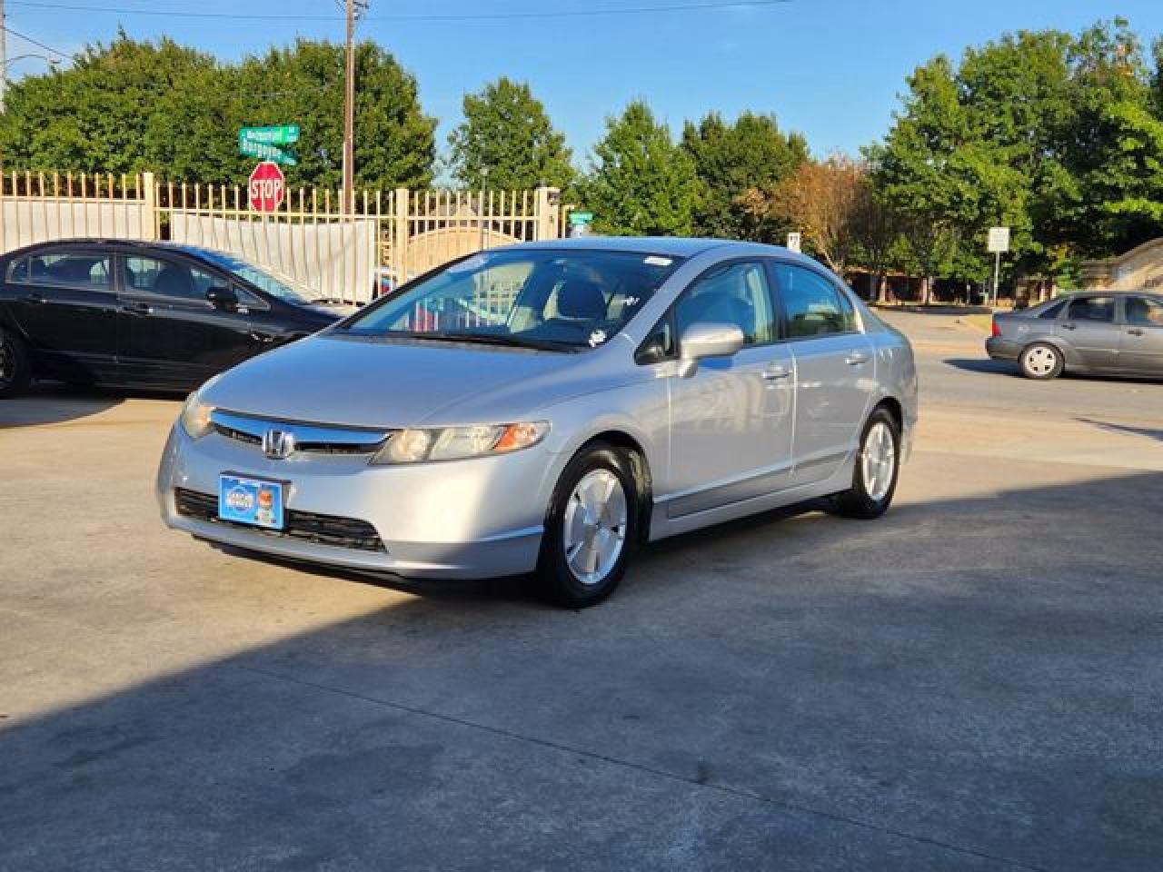 2007 Honda Civic Hybrid - Image 2