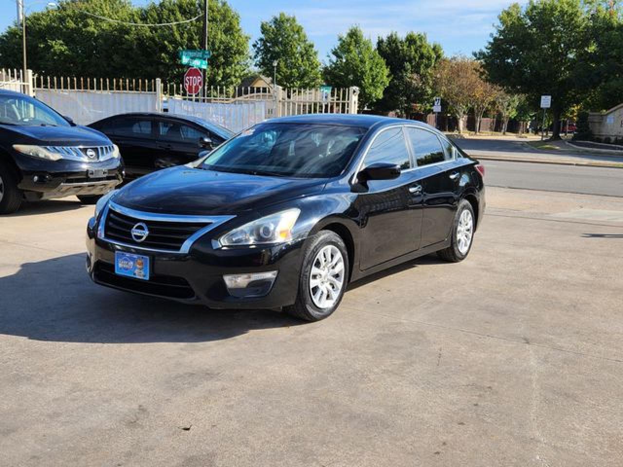 2014 Nissan Altima 2.5 - Image 2