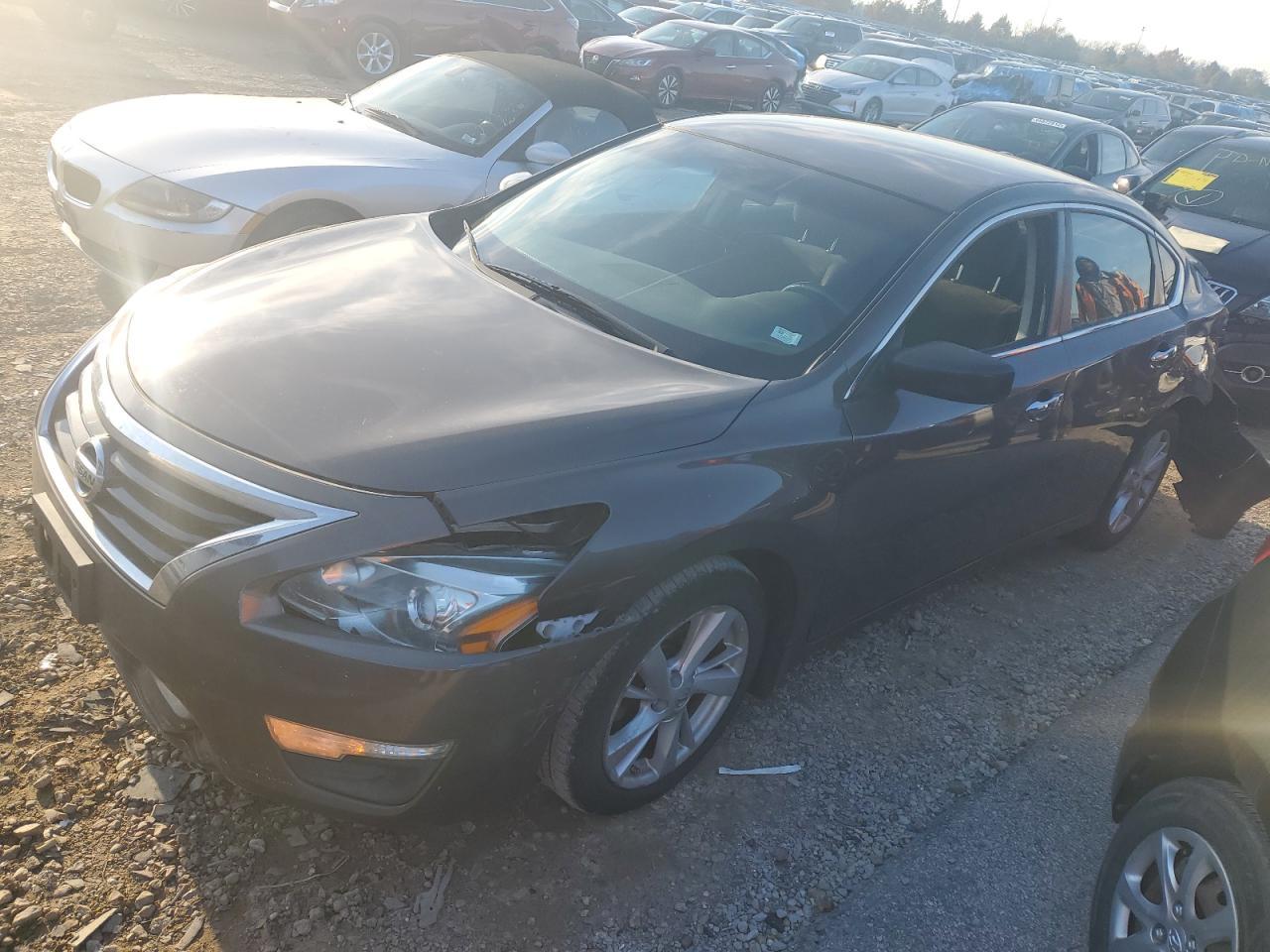 2014 Nissan Altima 2.5 - Image 2