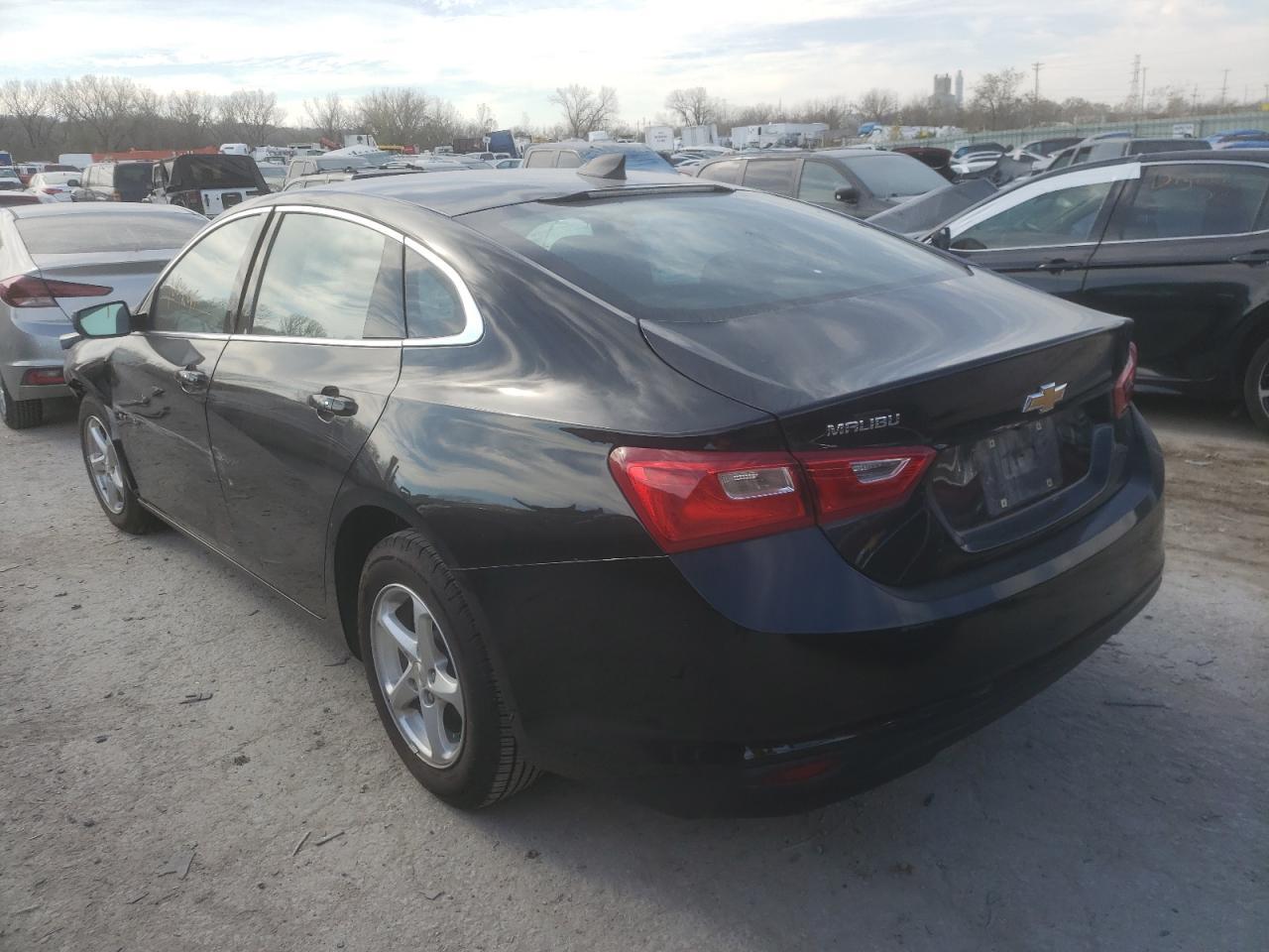 2018 Chevrolet Malibu Ls - Фото 3