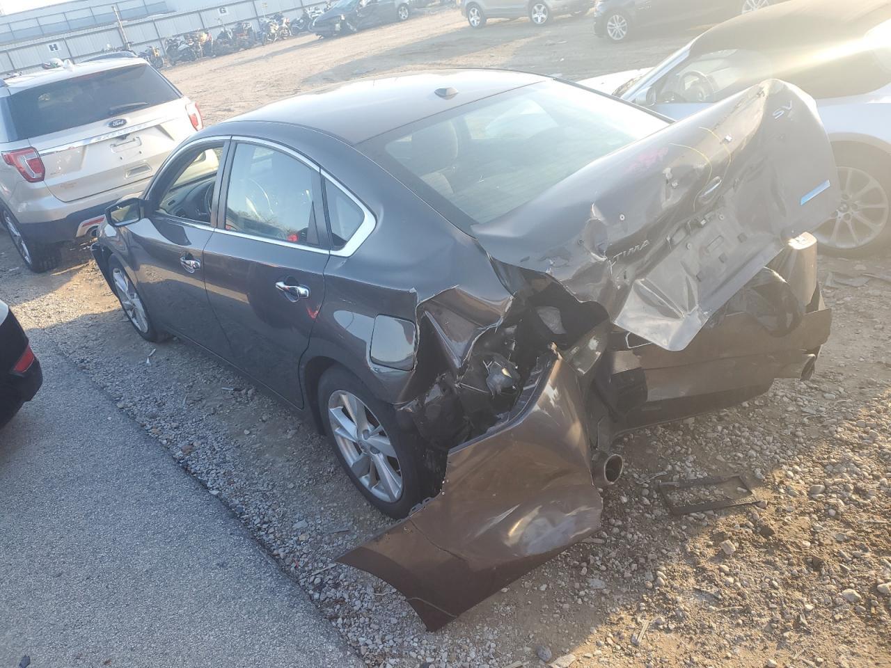 2014 Nissan Altima 2.5 - Image 3