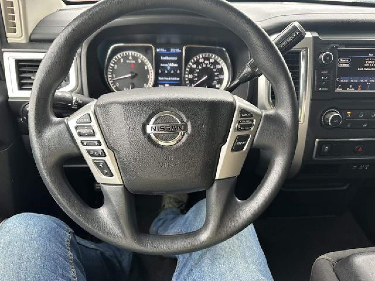 2019 Nissan Titan S - Фото 6