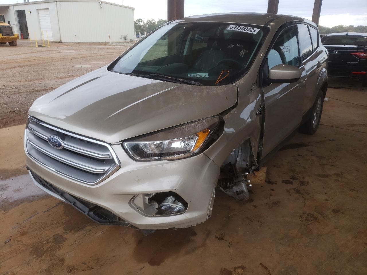 2017 Ford Escape Se - Фото 2