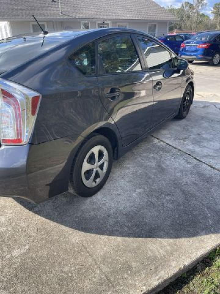 2012 Toyota Prius - Image 6