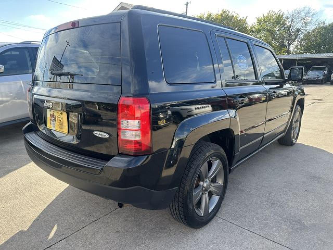 2014 Jeep Patriot Latitude - Фото 2