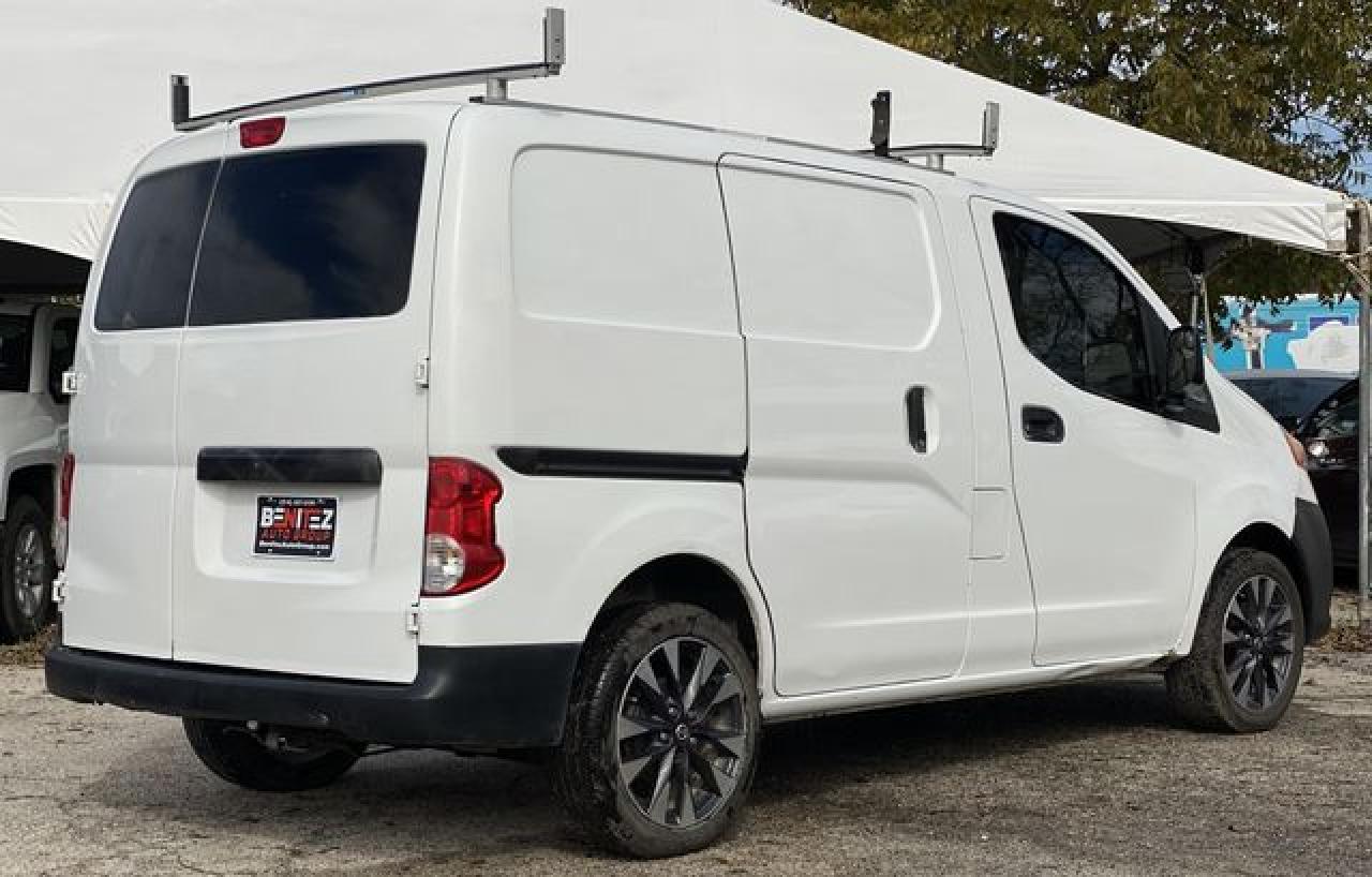 2014 Nissan Nv200 2.5S - Фото 6