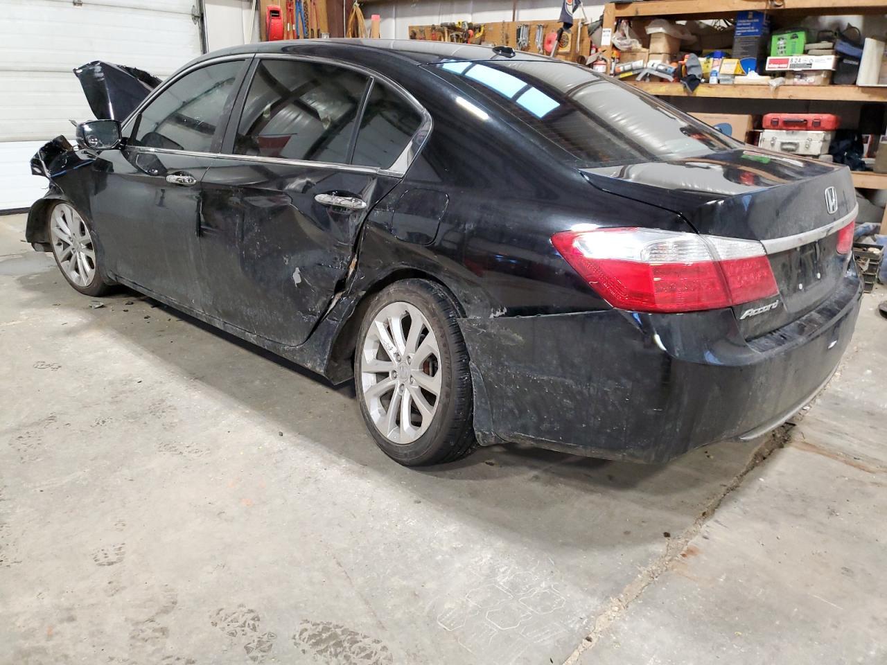 2013 Honda Accord Touring - Фото 2