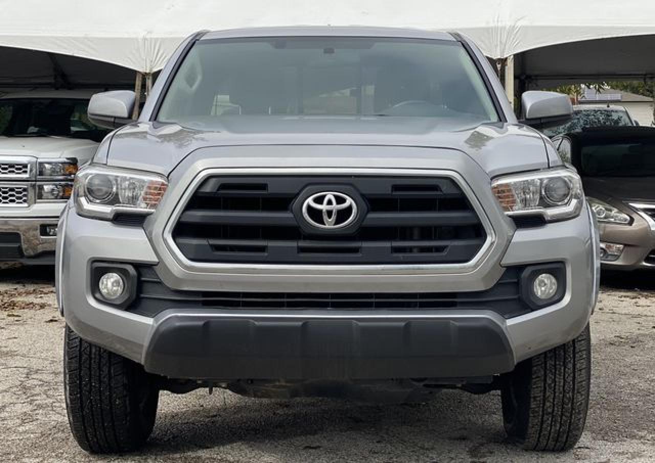 2016 Toyota Tacoma Access Cab - Image 2