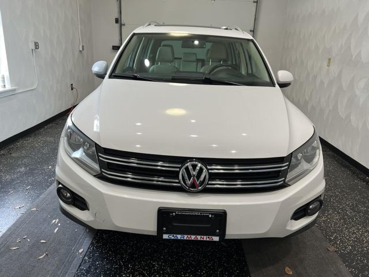 2013 Volkswagen Tiguan S - Image 2