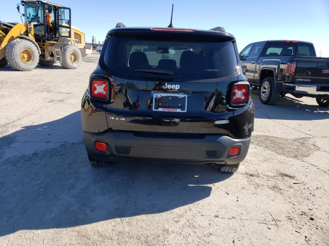 2015 Jeep Renegade Latitude - Фото 6