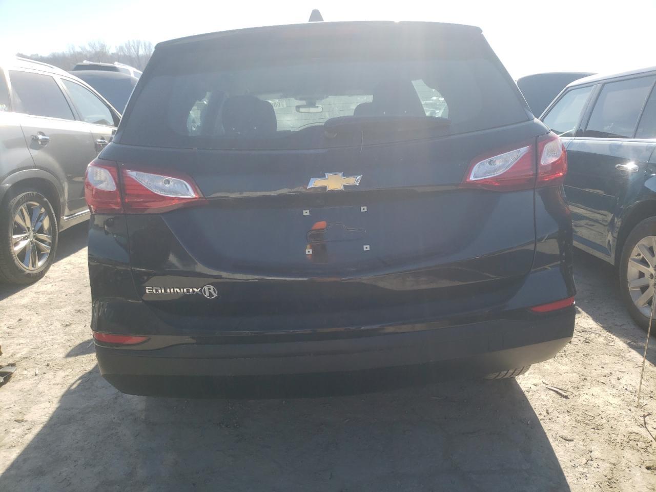 2019 Chevrolet Equinox Ls - Фото 6