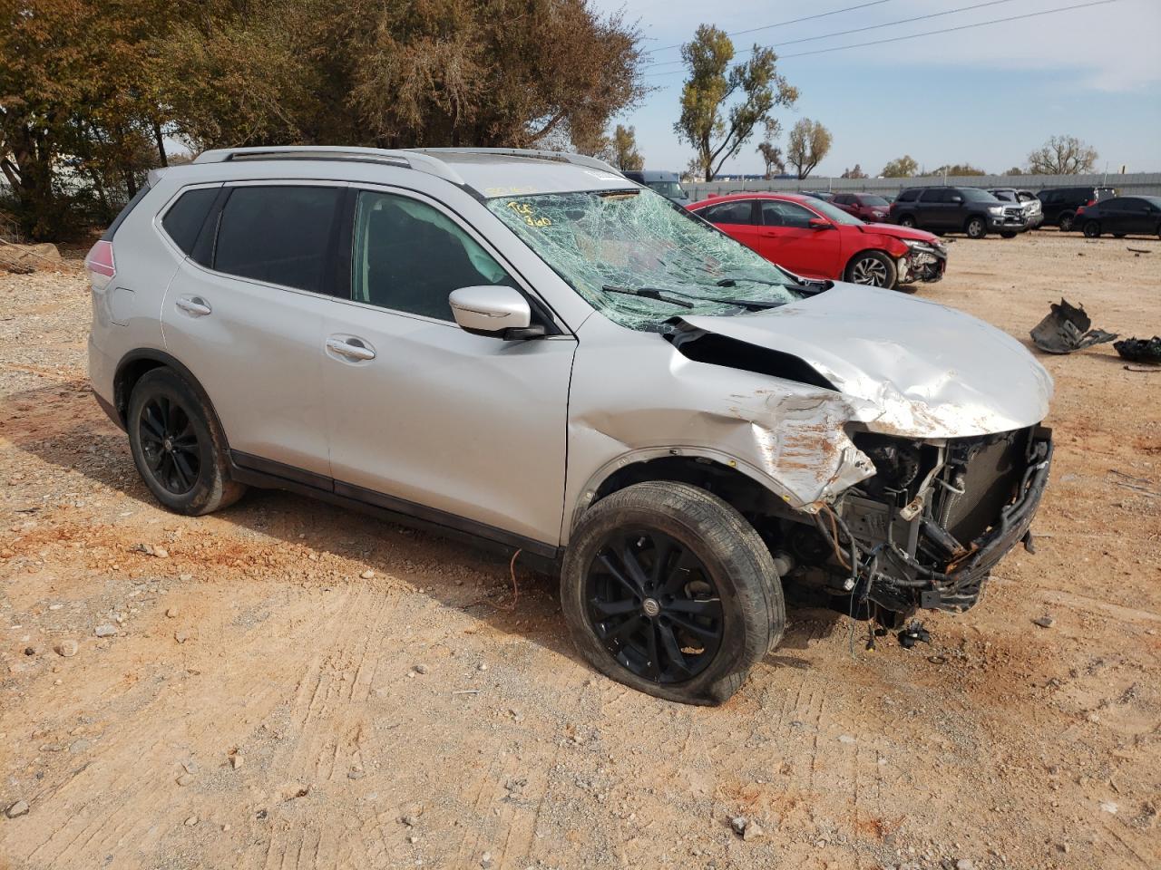 2015 Nissan Rogue S - Фото 4