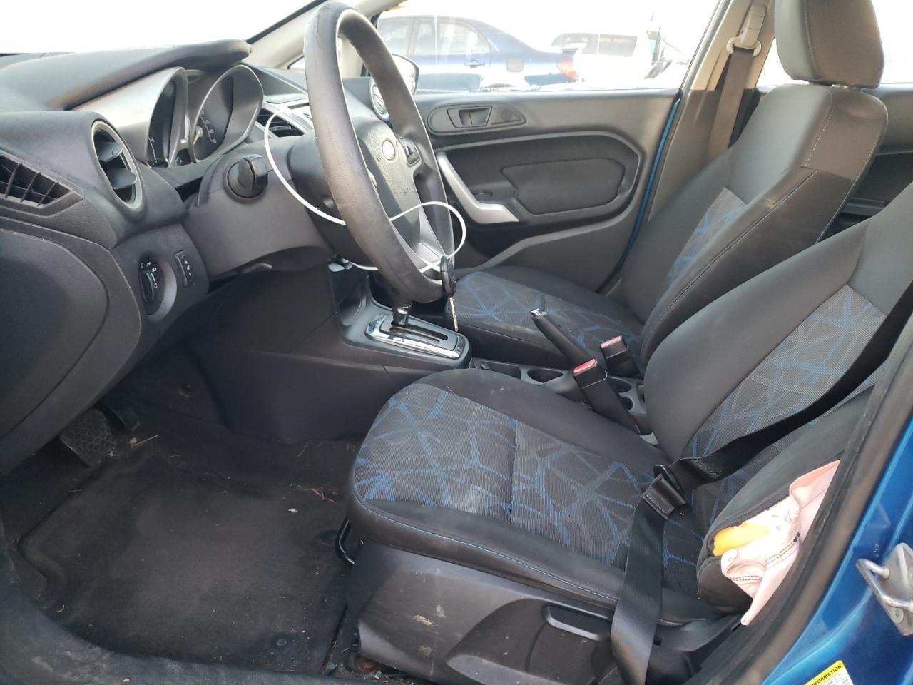 2011 Ford Fiesta Se - Фото 7